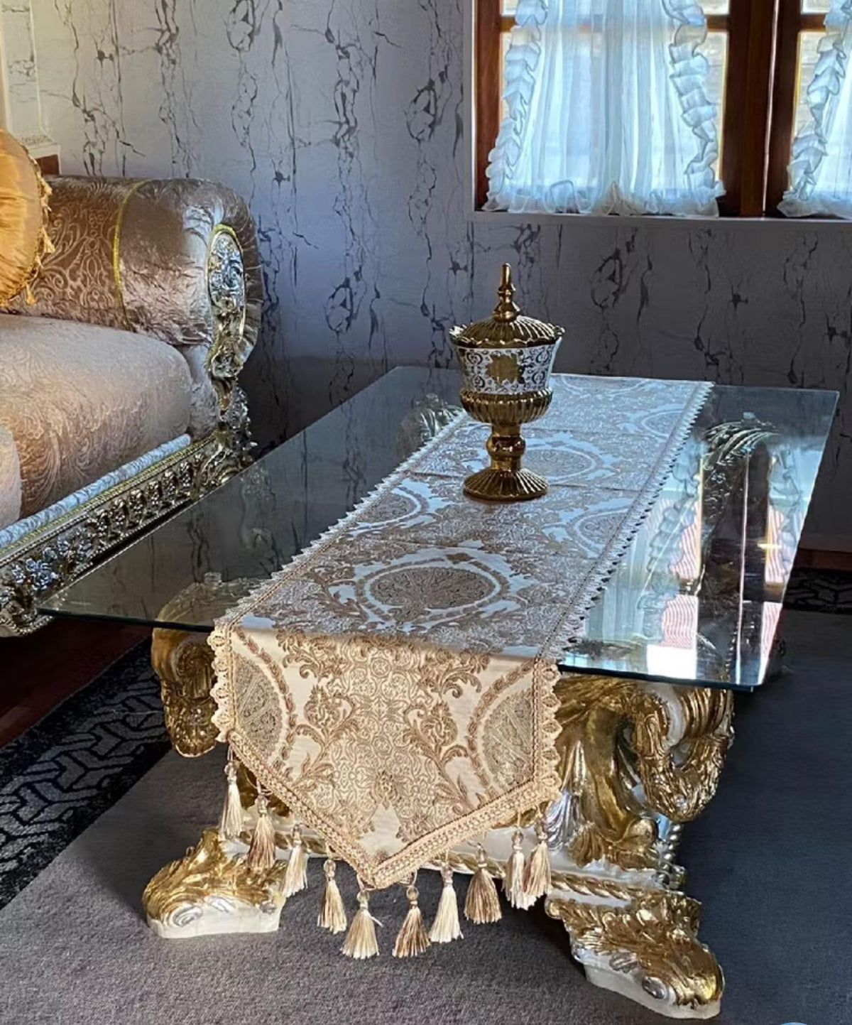 Taplak Meja Tamu Aesthetic Ottoman Table Runner Panjang Dekorasi Meja Makan Warna Gold