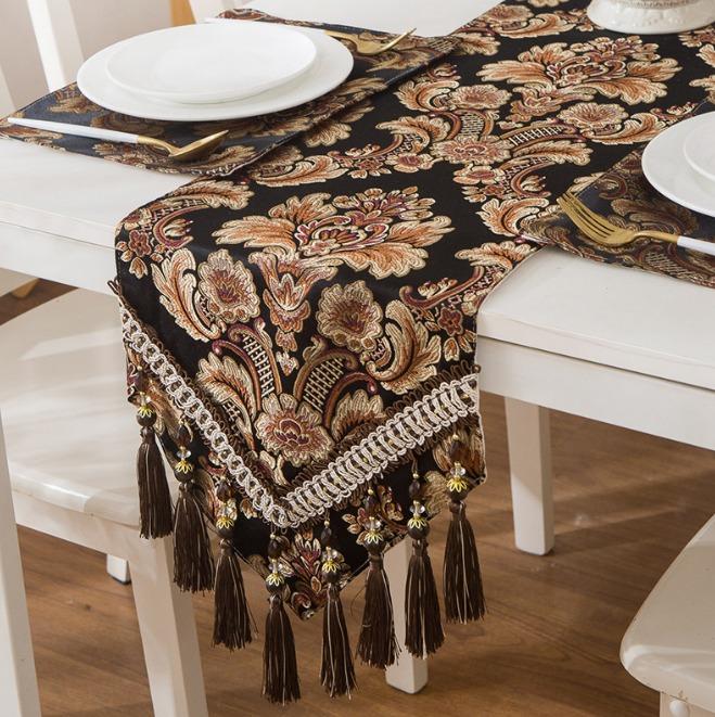 Coverta Table Runner dan Sarung Bantal SPECIAL SALE ITEM – BACA DESKRIPSI!