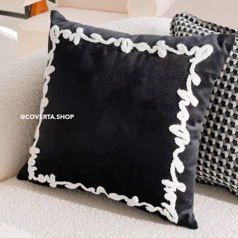 Sarung Bantal Sofa Minimalis Hitam Putih Monochrome – Cushion Cover Motif Modern Scandinavian