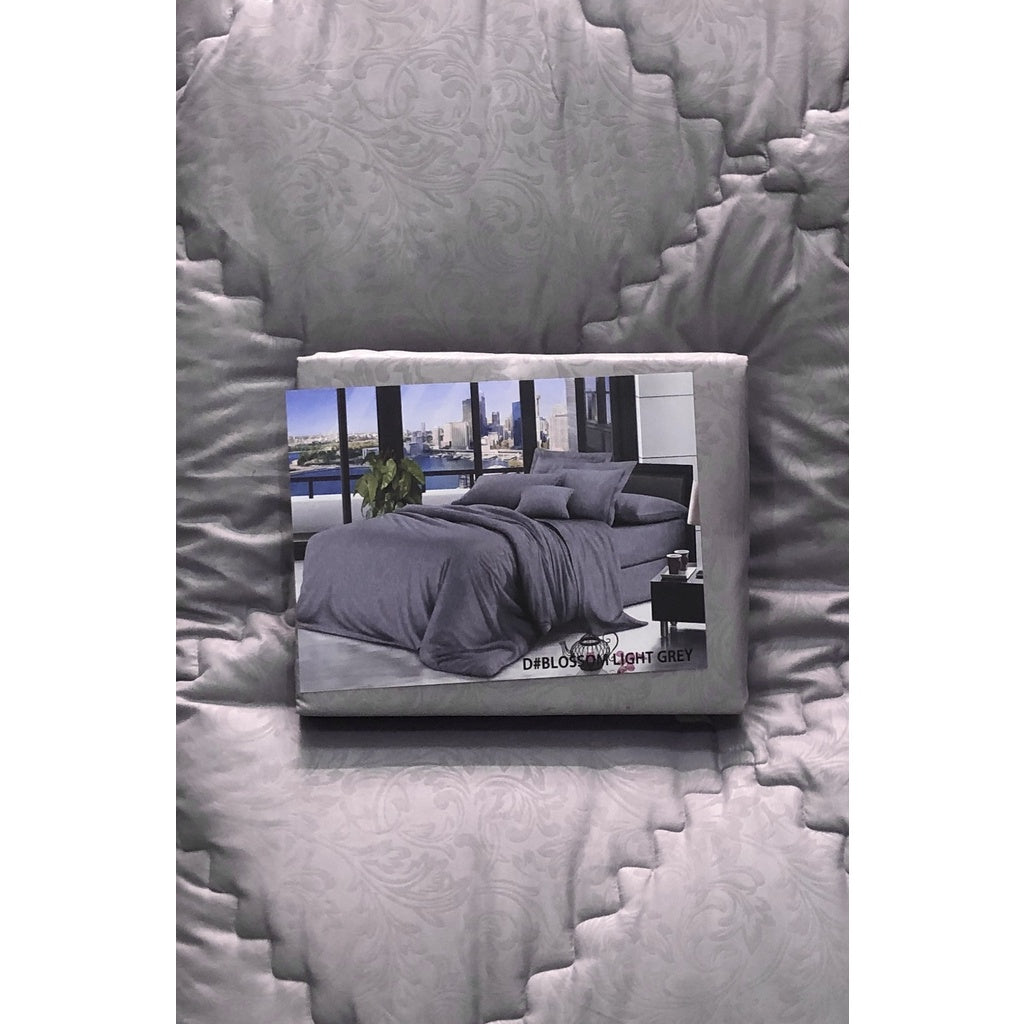 Bed Cover Set Motif Emboss Grey / Abu - Abu - King Size 180x200x30cm