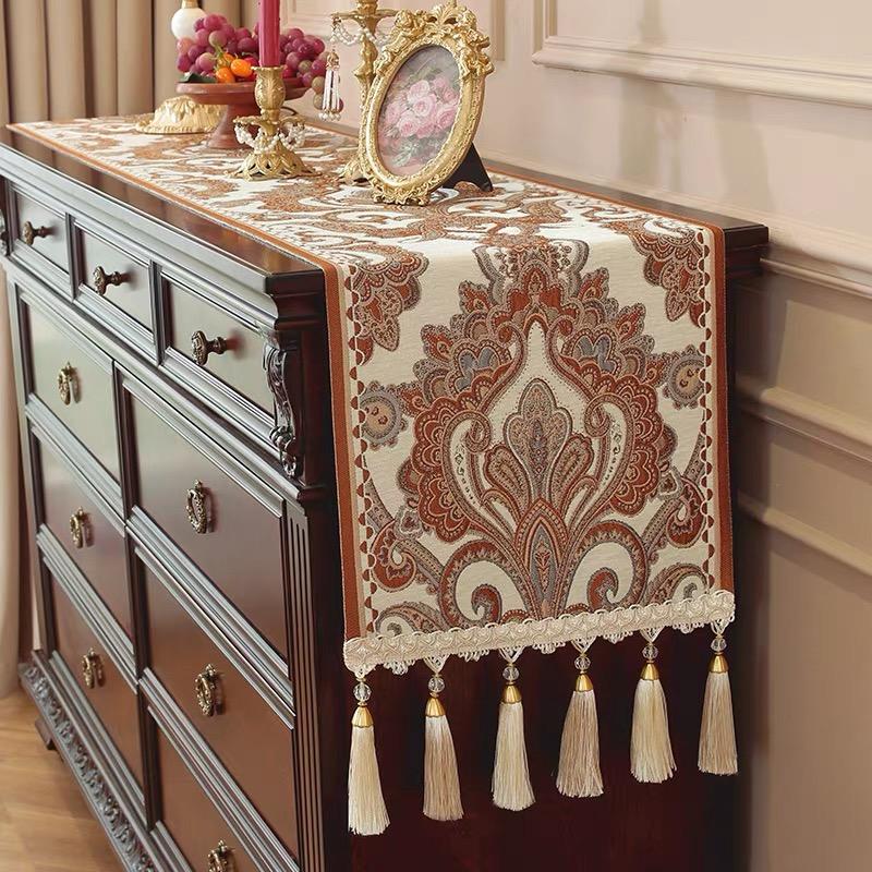 Coverta Table Runner dan Sarung Bantal SPECIAL SALE ITEM – BACA DESKRIPSI!