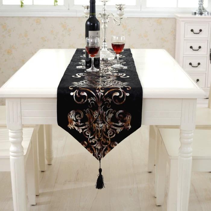 Coverta Table Runner dan Sarung Bantal SPECIAL SALE ITEM – BACA DESKRIPSI!