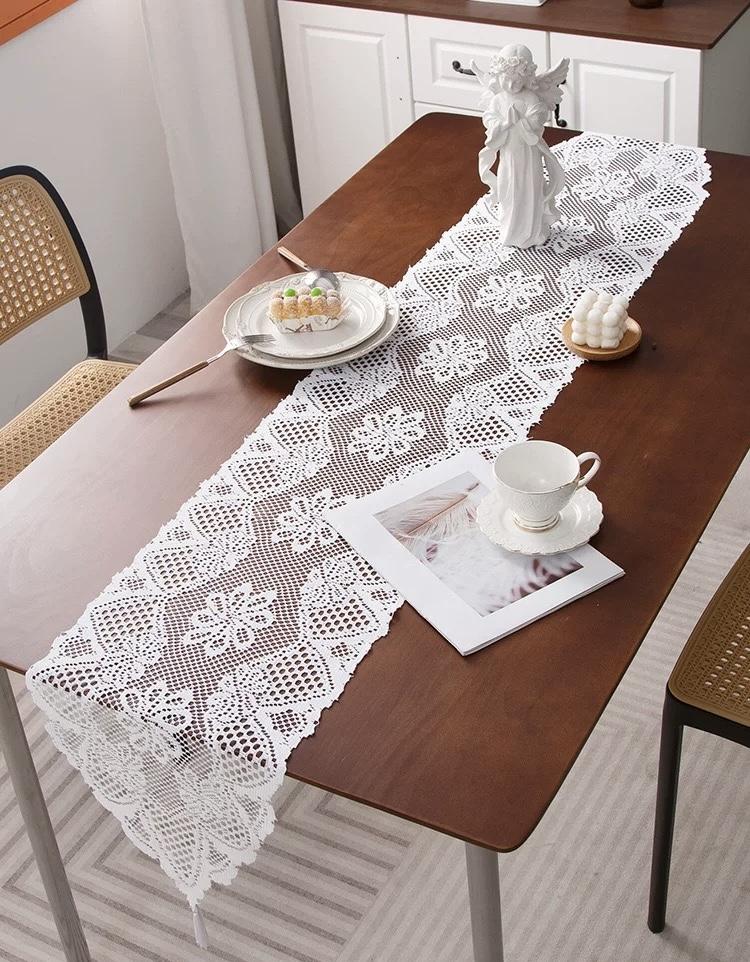 Table Runner Renda Merah Imlek - Dekorasi Meja Makan & Tamu
