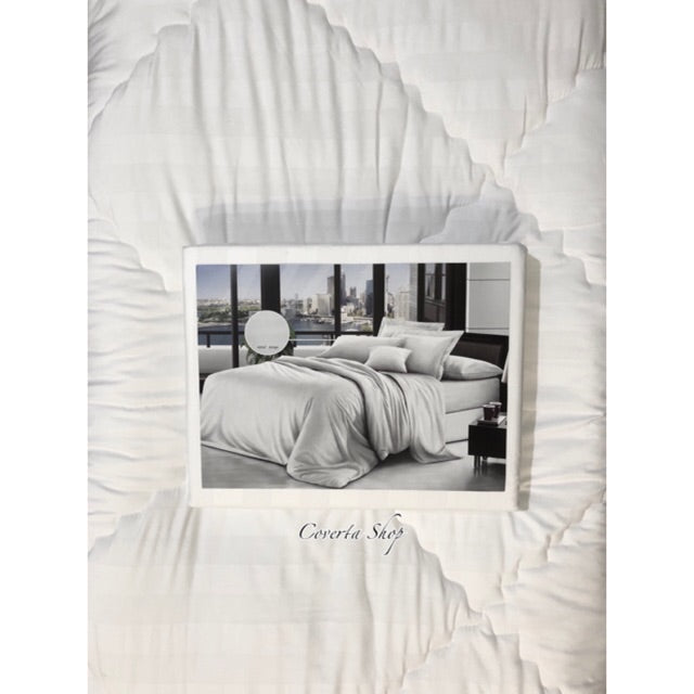 BedCover Putih Salur Emboss Comforter 220x230cm | Badcover Tanpa Sprei | Betcover Hotel