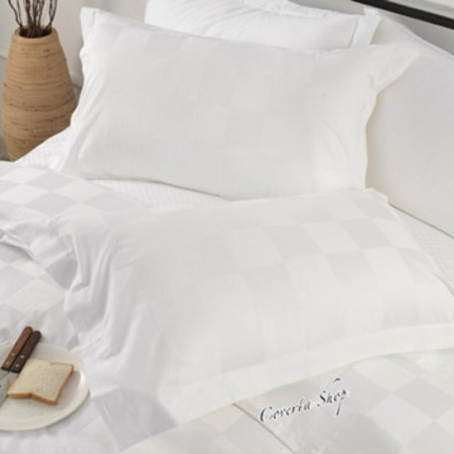 Bed Cover Set Hotel Putih Salur / Kotak Dobby 300TC - Size 100x200 / 120x200 tinggi 40cm