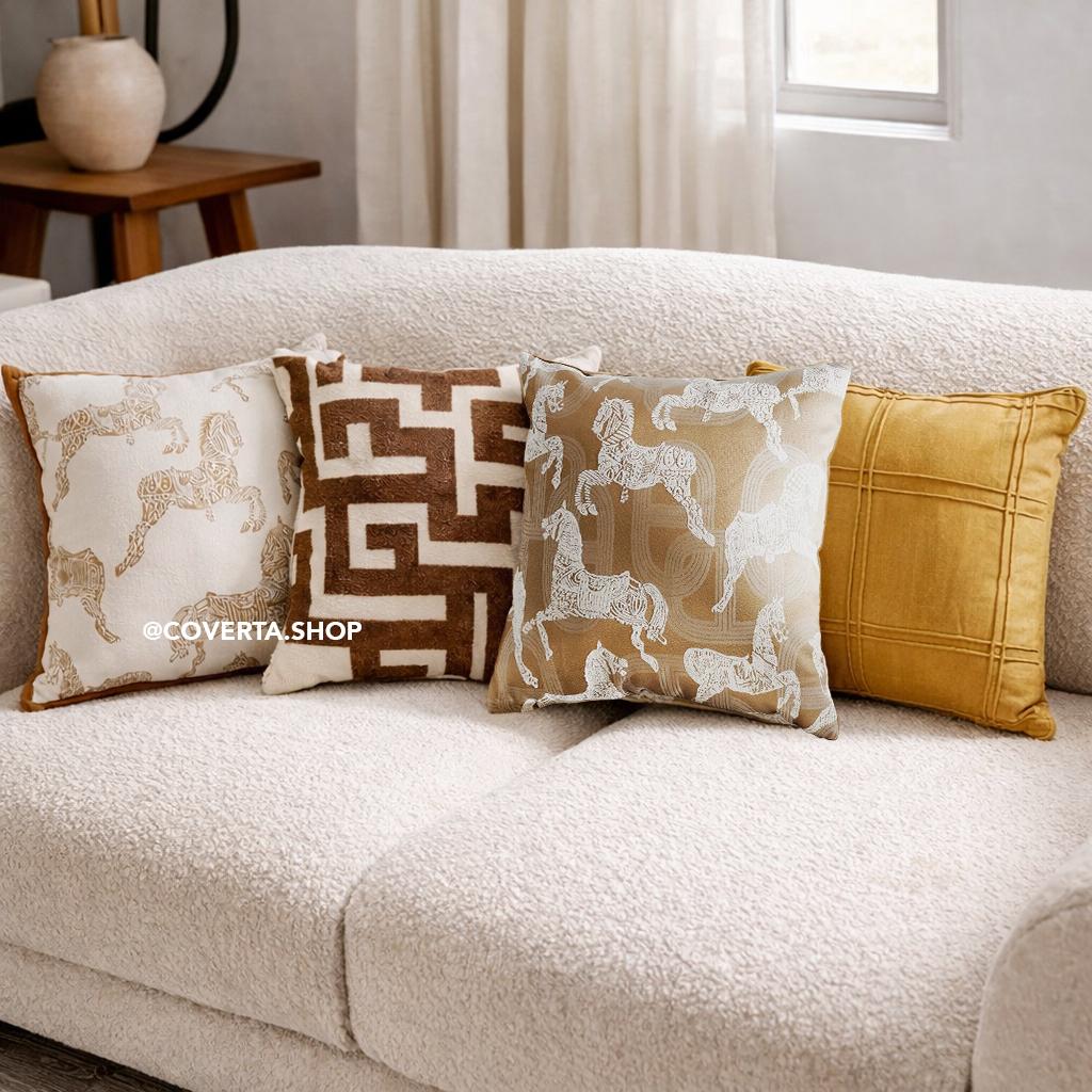Sarung Bantal Sofa Kursi Japandi Style Coklat Putih Motif Kuda Geometris Premium 45x45cm