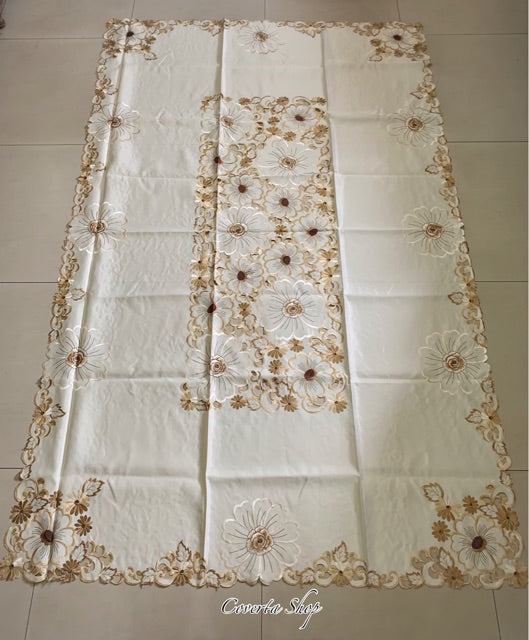Taplak Meja Makan Bordir Cream Set Serbet 4-6 Kursi - 135x180cm