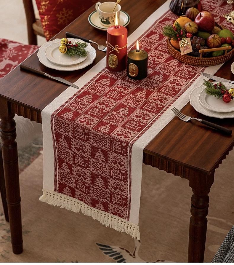Table Runner Raya Merah | Taplak Meja Natal Estetik Alas Meja Makan & Dekorasi Ruang Tamu