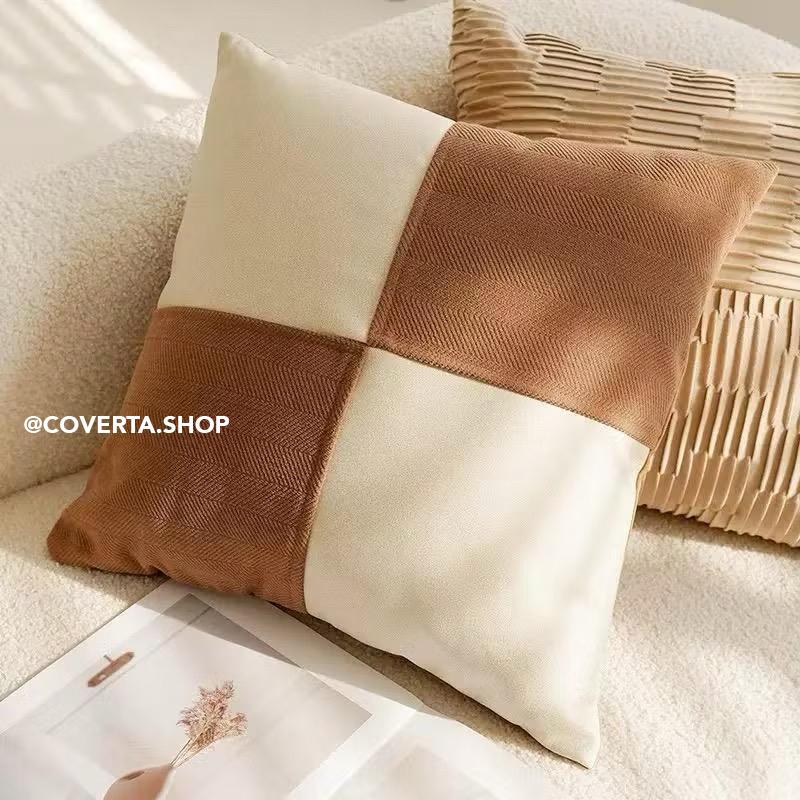 Sarung Bantal Sofa Kursi Japandi Style Coklat Putih Motif Kuda Geometris Premium 45x45cm