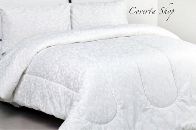 Duvet Cover Hotel / Sarung Duvet + Isi Quilt / Isi Duvet 220x230cm