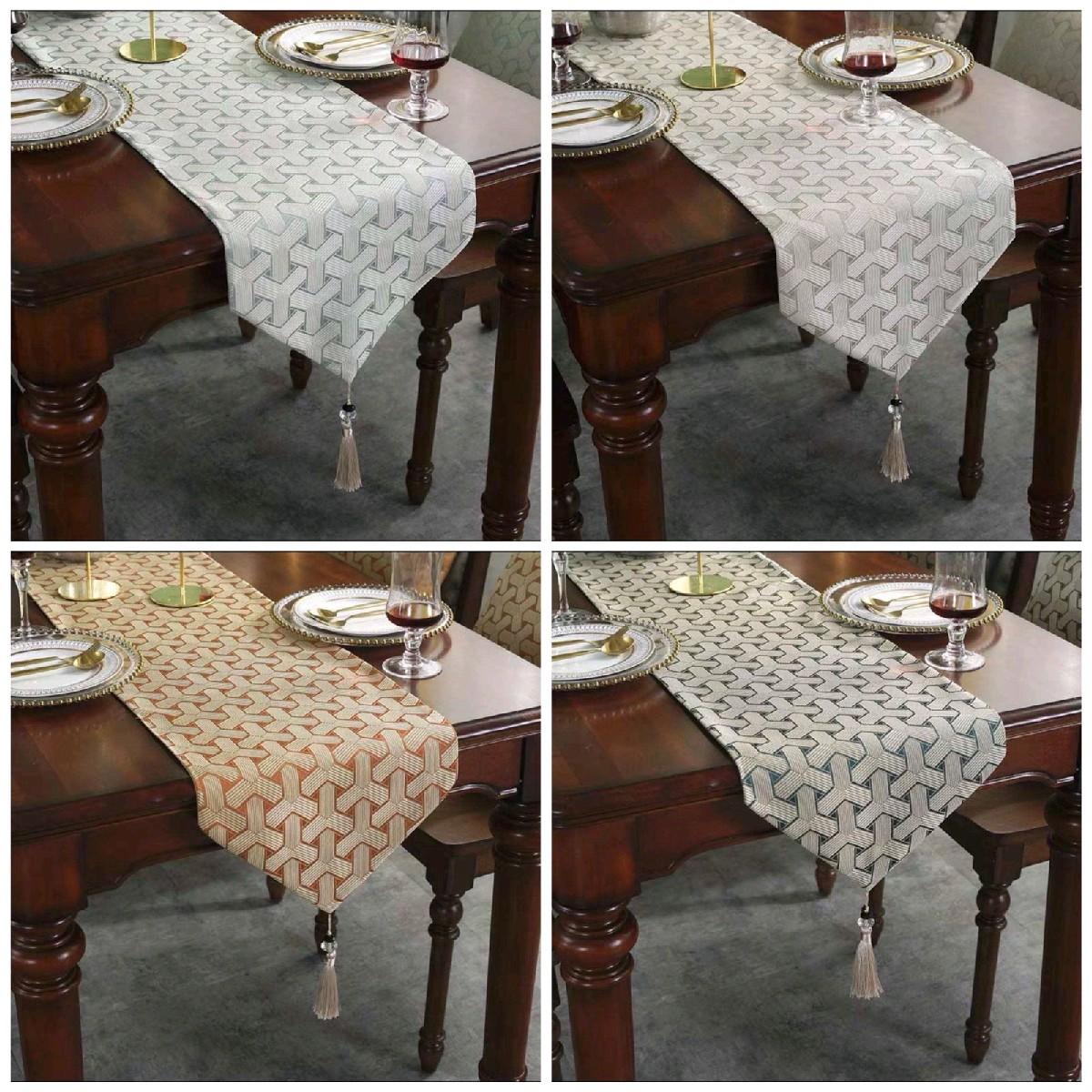 Taplak Meja Kain Panjang / Table Runner motif G0Y4RD ST Louis