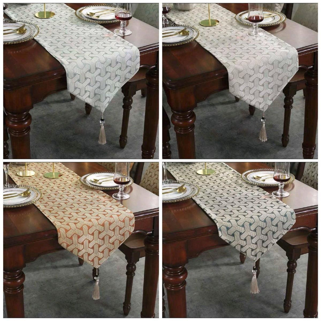Taplak Meja Kain Panjang / Table Runner motif G0Y4RD ST Louis
