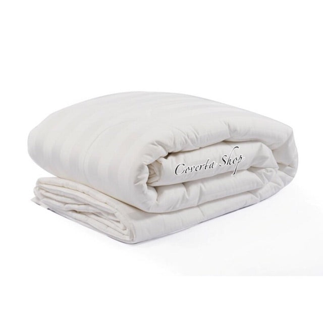 Bed Cover Hotel Putih Salur / Kotak Dobby Comforter 160x220cm (Tanpa Sprei)