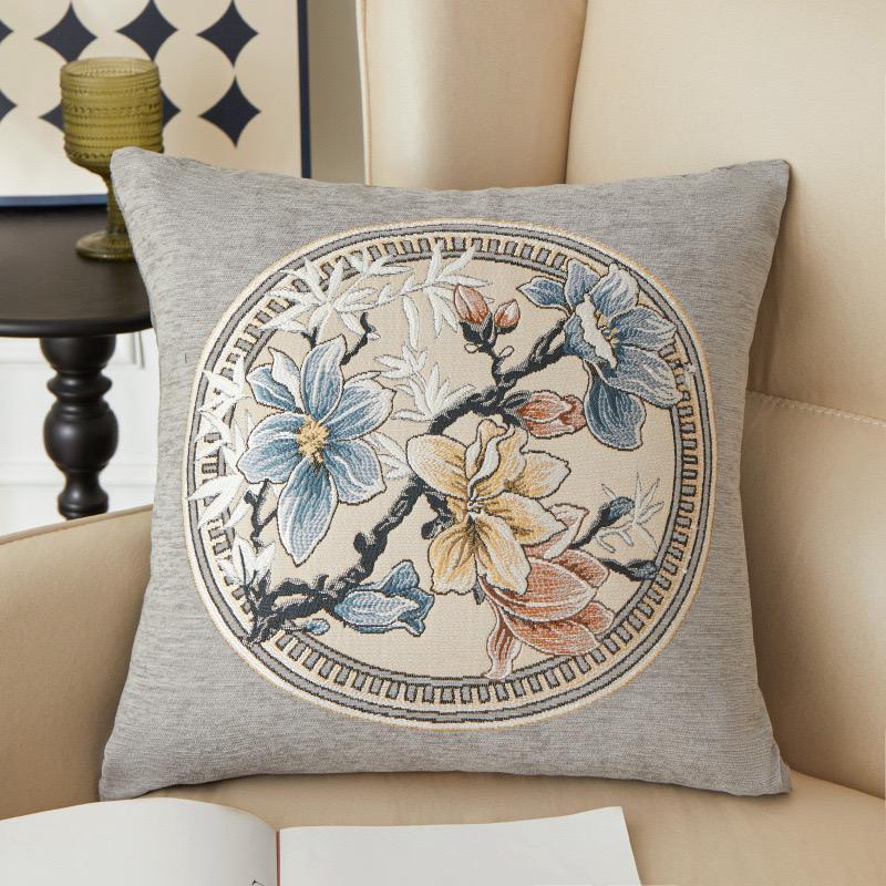 Sarung Bantal Kursi Sofa Coverta Belgi Classic Flower 45x45cm dengan Motif Bunga yang Halus dan Detail Bordiran Menawan - Dekorasi