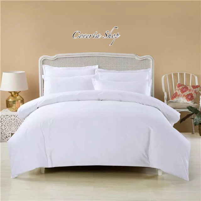 Duvet Cover Hotel / Sarung Duvet + Isi Quilt / Isi Duvet 220x230cm