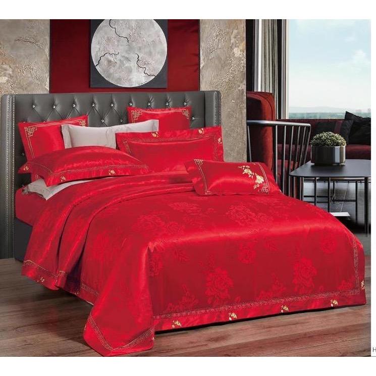 Bed Cover Pengantin Baru Silk Sutera Warna Merah King Size 180x200x40cm