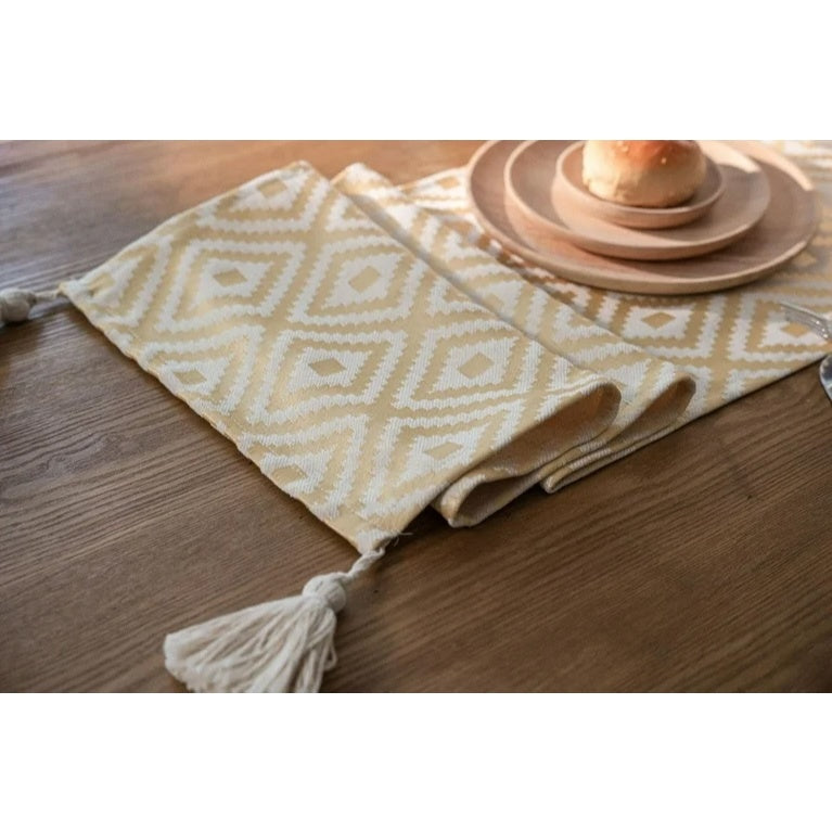 Table Runner Boho Scandinavian | Alas Meja Panjang Motif Geometris dengan Tassel