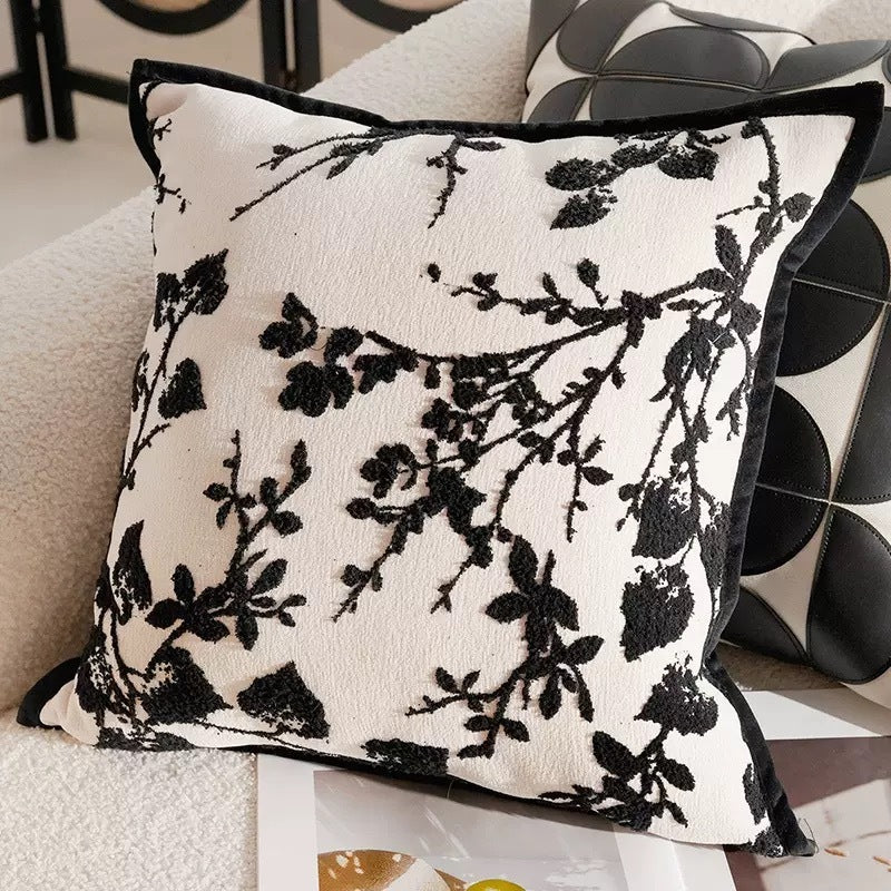 Sarung Bantal Sofa Minimalis Hitam Putih Monochrome – Cushion Cover Motif Modern Scandinavian