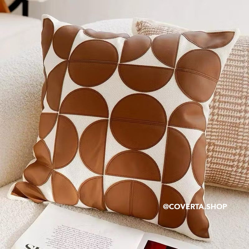 Sarung Bantal Sofa Kursi Japandi Style Coklat Putih Motif Kuda Geometris Premium 45x45cm