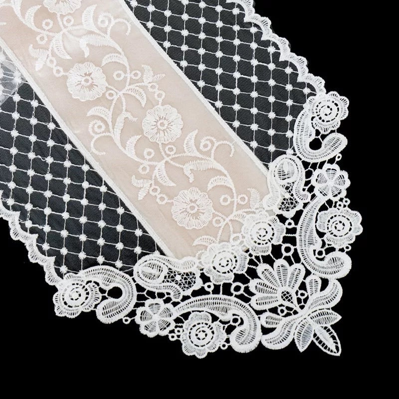 Table Runner Korean Premium Lace / Taplak Meja Tamu Panjang Renda