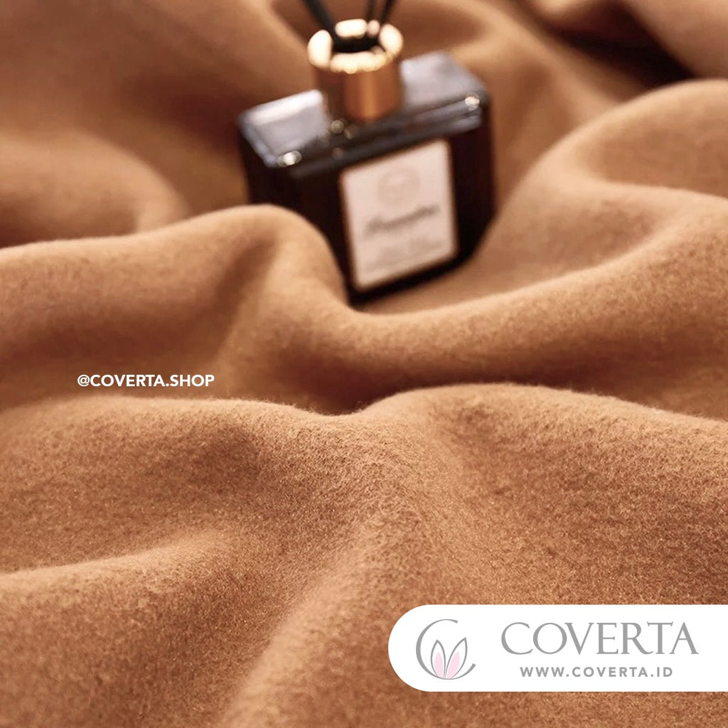 Coverta Selimut Polos Flanel - Coklat Muda - 160x200cm